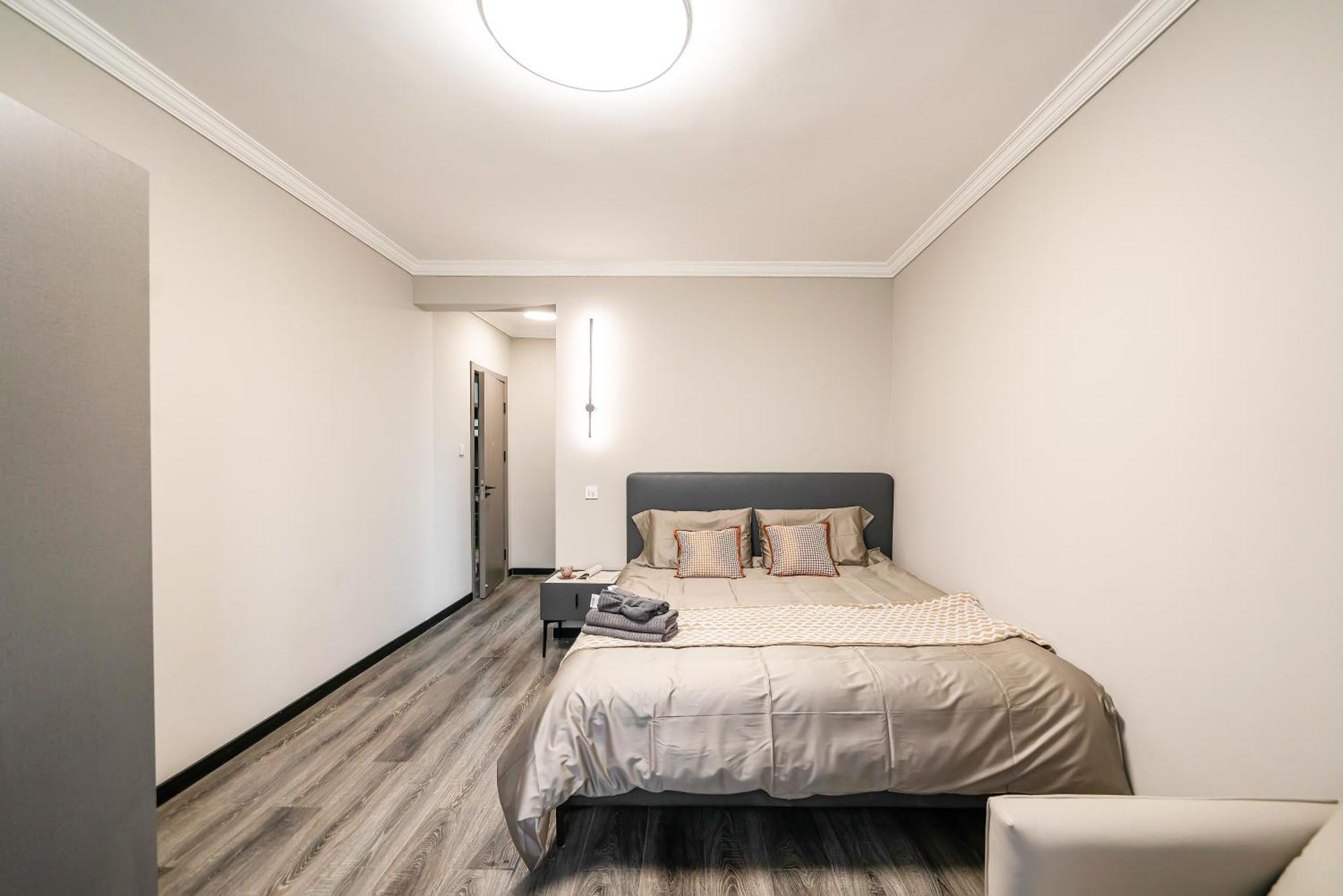 Lemon Deluxe 9 Apartment