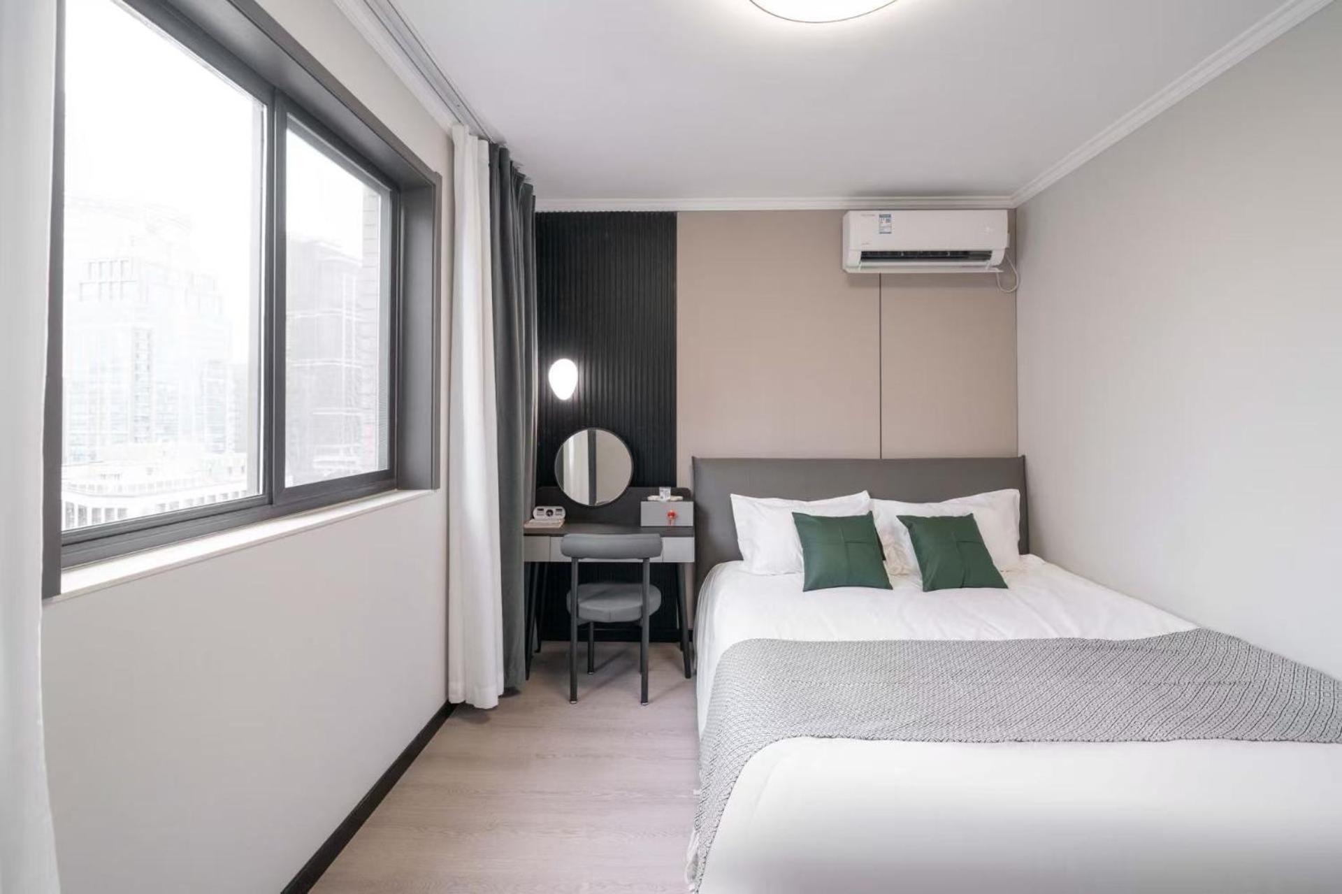 Lemon Deluxe 9 * Shanghai